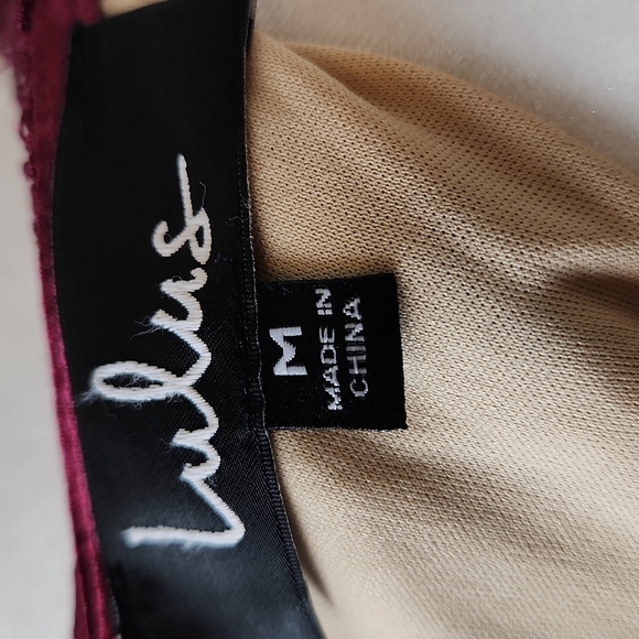 Lulu's M Formal or Semiformal Gown beautiful burgundy color lace overlay top - Picture 6 of 13